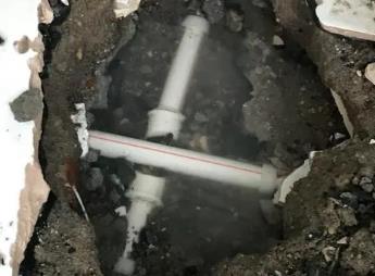 巴彦淖尔市阳台漏水维修公司为您分享楼上楼下漏水怎么处理